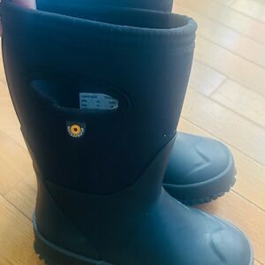 Kids Black Boggs boots
